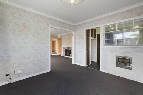 Photo of property in 24 Kent Crescent, Awapuni, Palmerston North, 4412