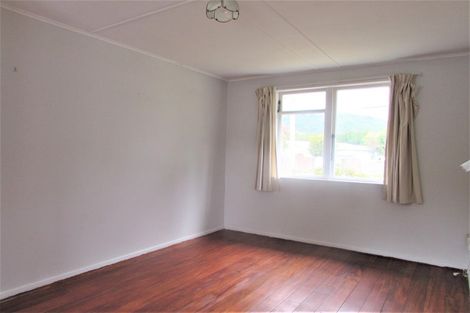 Photo of property in 5 Hikurangi Street, Trentham, Upper Hutt, 5018