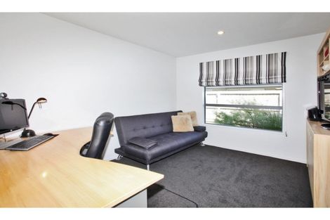 Photo of property in 5 Constance Place, Aidanfield, Christchurch, 8025