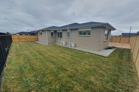 Photo of property in 23 Holcroft Street, Papakura, 2110