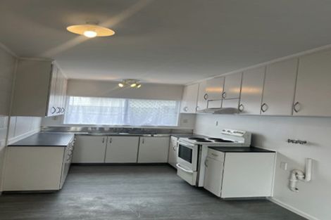 Photo of property in 17 Wolfe Street, Regent, Whangarei, 0112