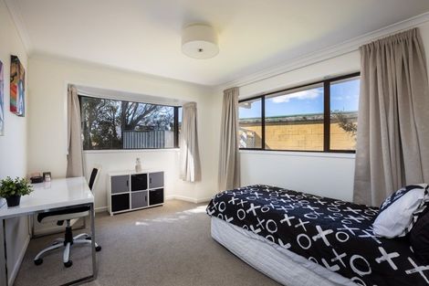 Photo of property in 12 Ash Place, Whalers Gate, New Plymouth, 4310