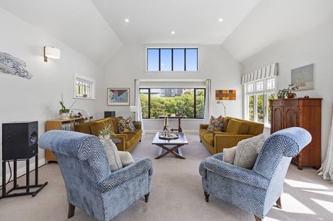 Photo of property in 6 Lochiel Road, Khandallah, Wellington, 6035