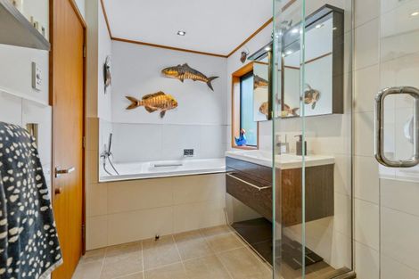 Photo of property in 35 Rothesay Bay Road, Rothesay Bay, Auckland, 0630