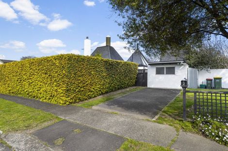 Photo of property in 2 Marnane Terrace, St Andrews, Hamilton, 3200