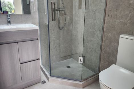 Photo of property in 93 Hutchinsons Road, Bucklands Beach, Auckland, 2014