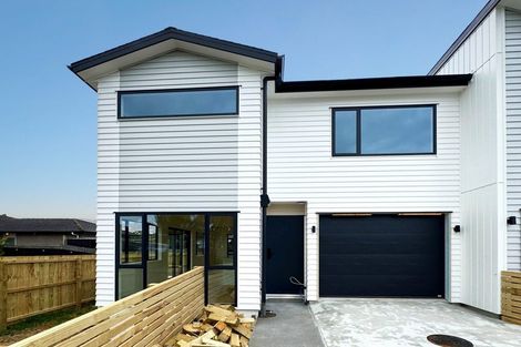 Photo of property in 22e Royton Avenue, Mangere East, Auckland, 2024