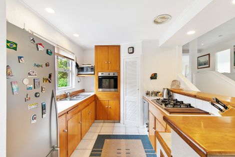 Photo of property in 75 Saddleback Rise, Murrays Bay, Auckland, 0630