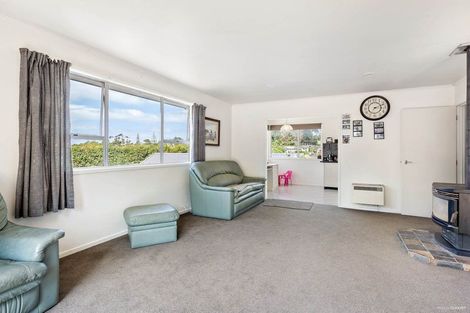 Photo of property in 12 Tempo Place, Torbay, Auckland, 0630