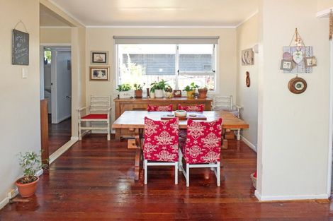 Photo of property in 4 Kennedy Street, Foxton Beach, Foxton, 4815