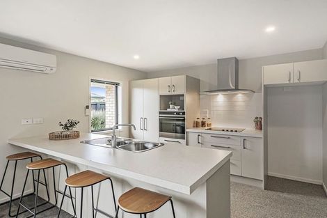 Photo of property in 34 Wallingford Crescent, Rolleston, 7615