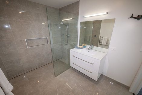 Photo of property in 27 Eagles Way, Cable Bay, 0420