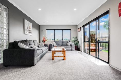 Photo of property in 6 Ben Nevis Place, Nawton, Hamilton, 3200