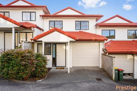 Photo of property in 6/42 Fields Parade, Oteha, Auckland, 0632