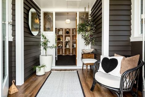 Photo of property in 60 Petrie Street, Richmond, Christchurch, 8013