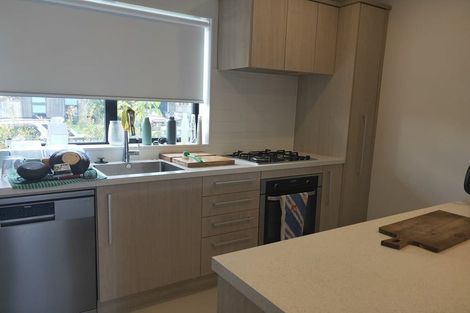 Photo of property in 3a Waituarua Drive, Takanini, 2112