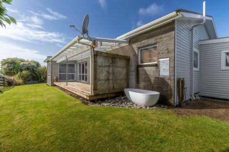 Photo of property in 826 Mokau Road, Mimi, Urenui, 4377