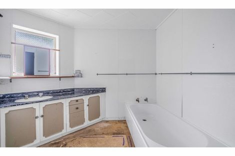 Photo of property in 235 Nelson Street, Strathern, Invercargill, 9812