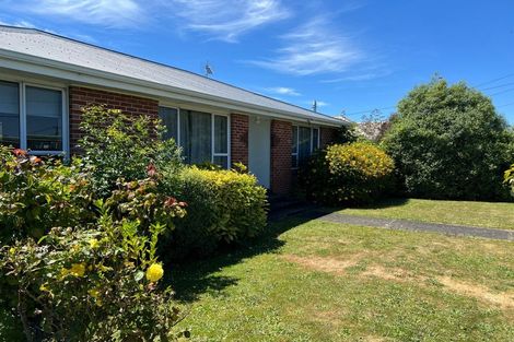 Photo of property in 64 Mahars Road, Mairehau, Christchurch, 8052