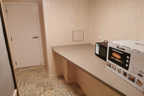 Photo of property in 15 Inverell Way, Seatoun, Wellington, 6022