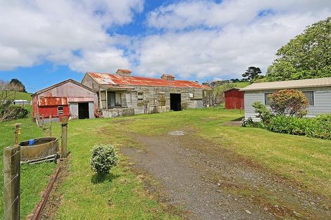 Photo of property in Dwg & Ex Dairy Factory, 25 Old Normanby Road, Okaiawa, Hawera, 4678