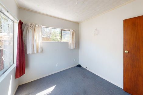 Photo of property in 3 Pluto Place, Milson, Palmerston North, 4414