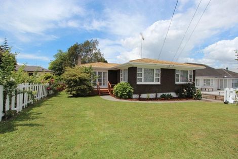 Photo of property in 3 Rimu Road, Manurewa, Auckland, 2102