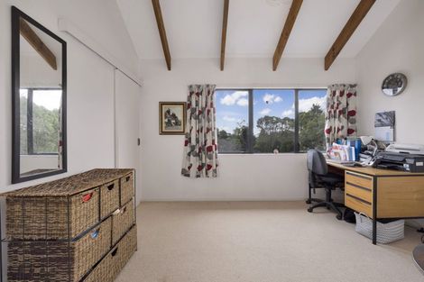 Photo of property in 225 Waitohu Valley Road, Otaki, 5583