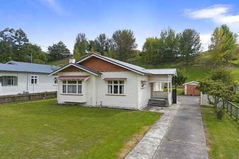 Photo of property in 11 Goldfinch Street, Taihape, 4720