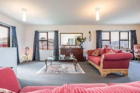 Photo of property in 6 Picasso Grove, Belmont, Lower Hutt, 5010