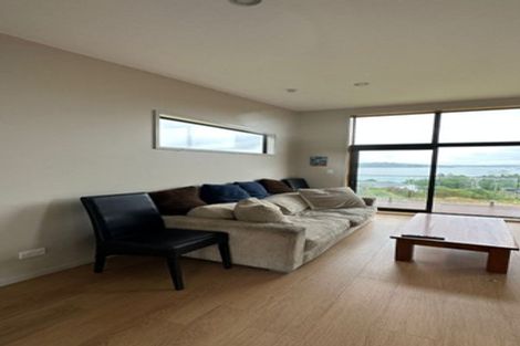 Photo of property in 32 Raynbird Street, Company Bay, Dunedin, 9014