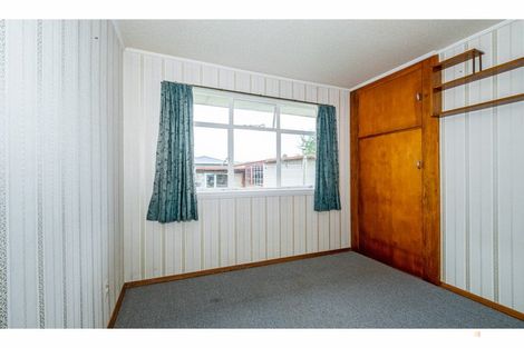 Photo of property in 1 Regent Street, Waimate, 7924