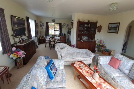 Photo of property in 37 Oriwa Crescent, Otaki, 5512