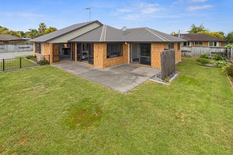 Photo of property in 8 Wakefield Place, Rototuna North, Hamilton, 3210