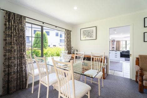 Photo of property in 53 Amesbury Drive, Churton Park, Wellington, 6037