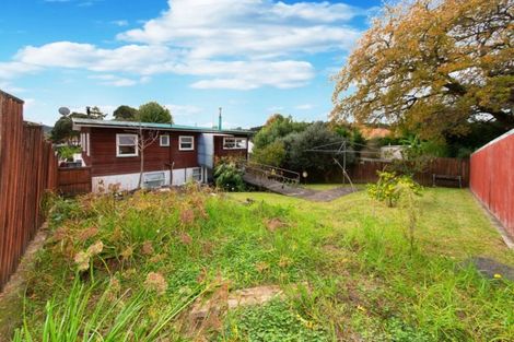 Photo of property in 49 Eskdale Road, Birkdale, Auckland, 0626