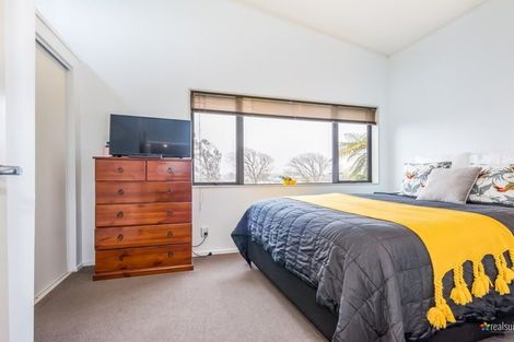 Photo of property in 1/37 Parnell Street, Fairfield, Lower Hutt, 5011