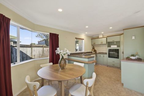Photo of property in 3/20 Kellyville Heights, Merrilands, New Plymouth, 4312