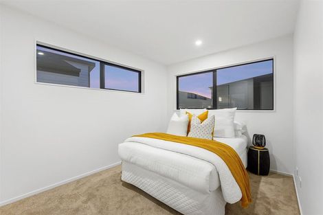 Photo of property in 7/5 Lemon Grove Lane, Greenhithe, Auckland, 0632