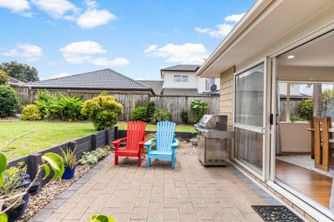 Photo of property in 94 Longford Park Drive, Takanini, 2112