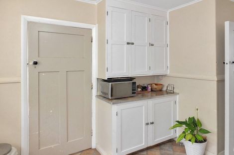 Photo of property in 10 Easton Street, Foxton, 4814