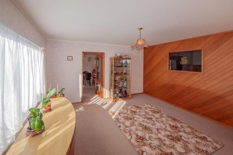 Photo of property in 36 Burbank Crescent, Churton Park, Wellington, 6037