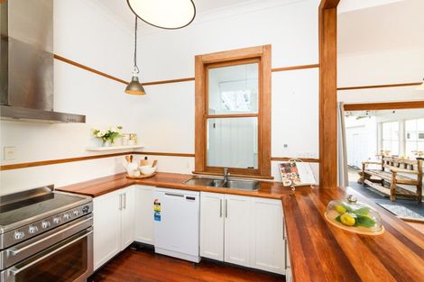 Photo of property in 70 Linton Street, West End, Palmerston North, 4410