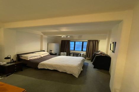 Photo of property in 2/1 Hay Street, Oriental Bay, Wellington, 6011