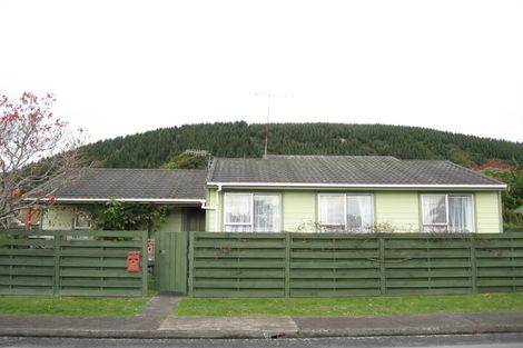 Photo of property in 6b Buckley Grove, Paraparaumu, 5032