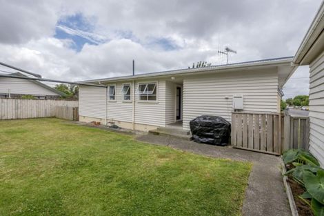 Photo of property in 14 Margaret Street, Levin, 5510