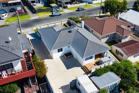 Photo of property in 11 Campbell Road, Mount Maunganui, 3116