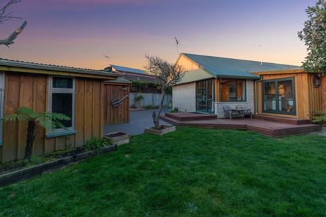 Photo of property in 506 Marine Parade, South New Brighton, Christchurch, 8062