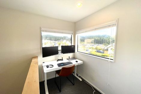 Photo of property in 17a Furlong Crescent, Churton Park, Wellington, 6037