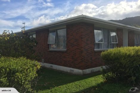 Photo of property in 98a Pasadena Crescent, Totara Park, Upper Hutt, 5018